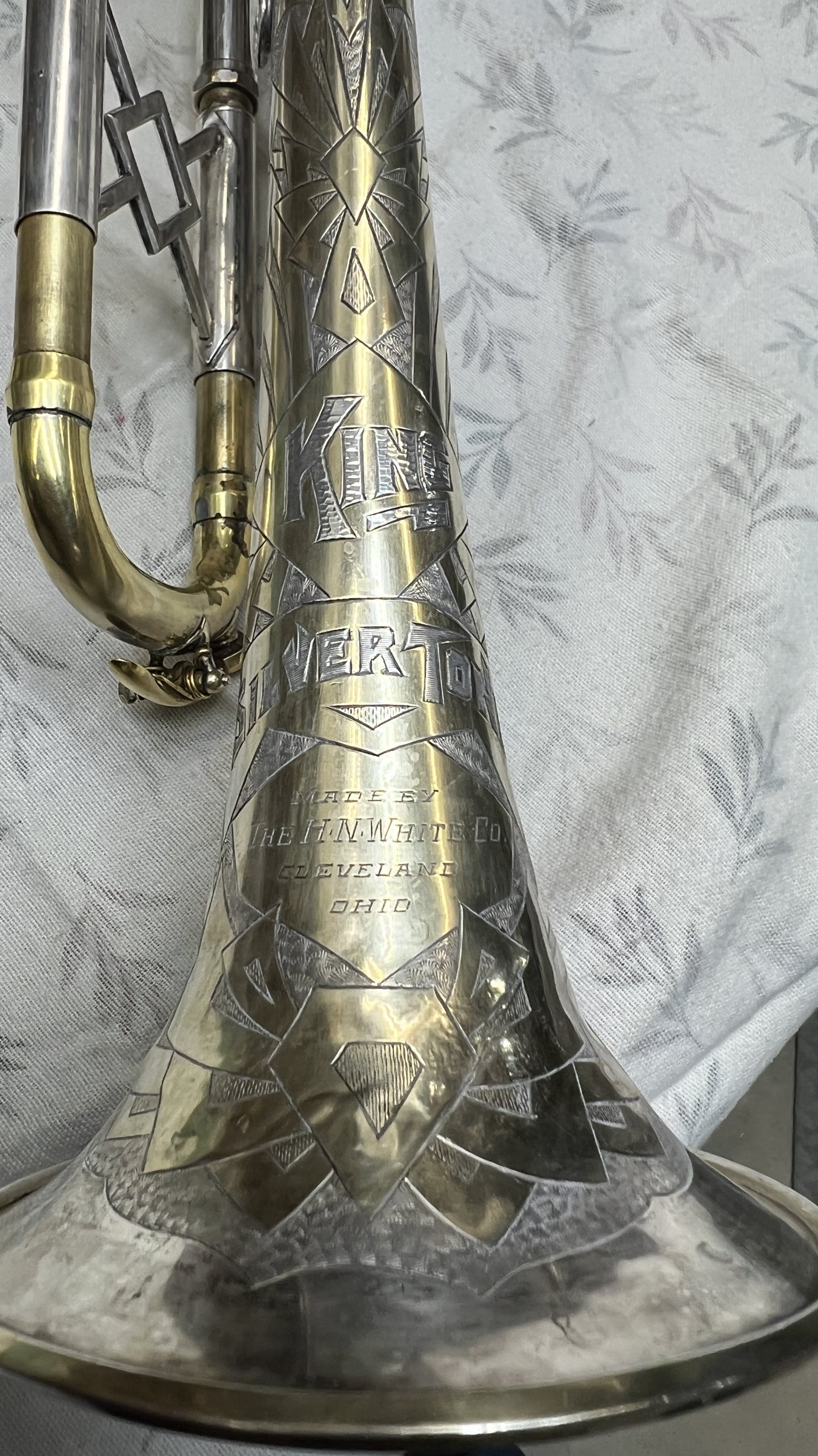 The full engraved bell panel of the restored King Silvertone